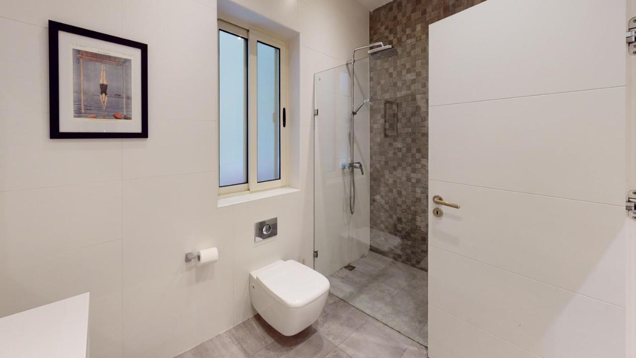 Spacious 3 Bedroom Maisonette Сліма Екстер'єр фото